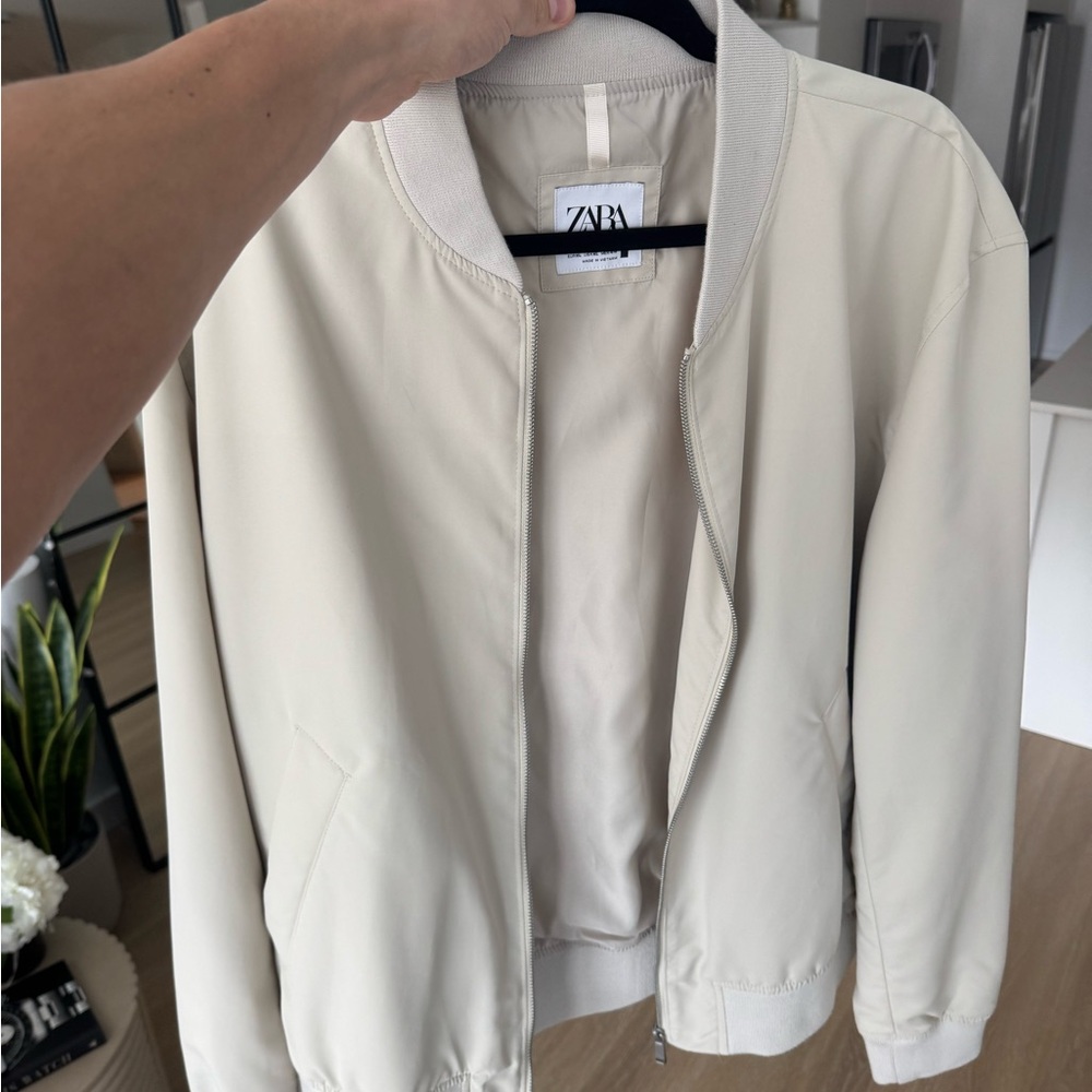 Zara Men’s Cream Bomber Jacket